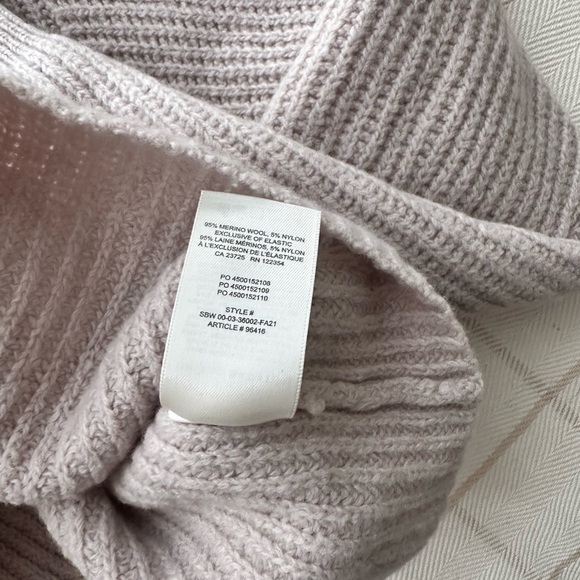 Aritzia Babaton Sweater - Picture 3 of 4